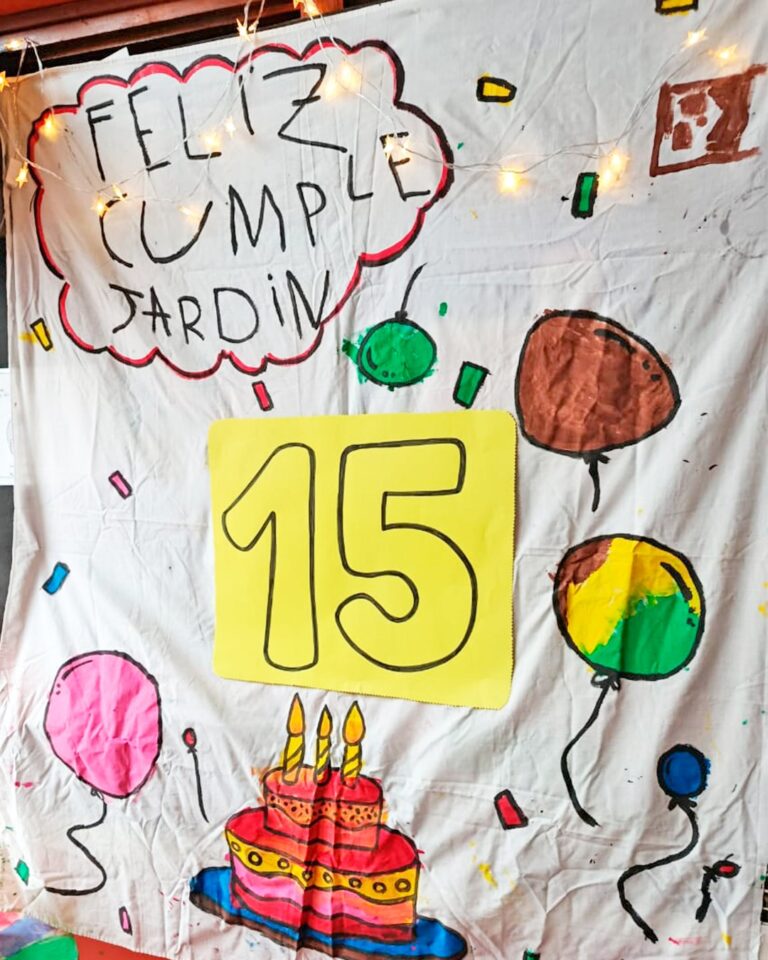 Instagram post from institutovives. This post is in position 3.